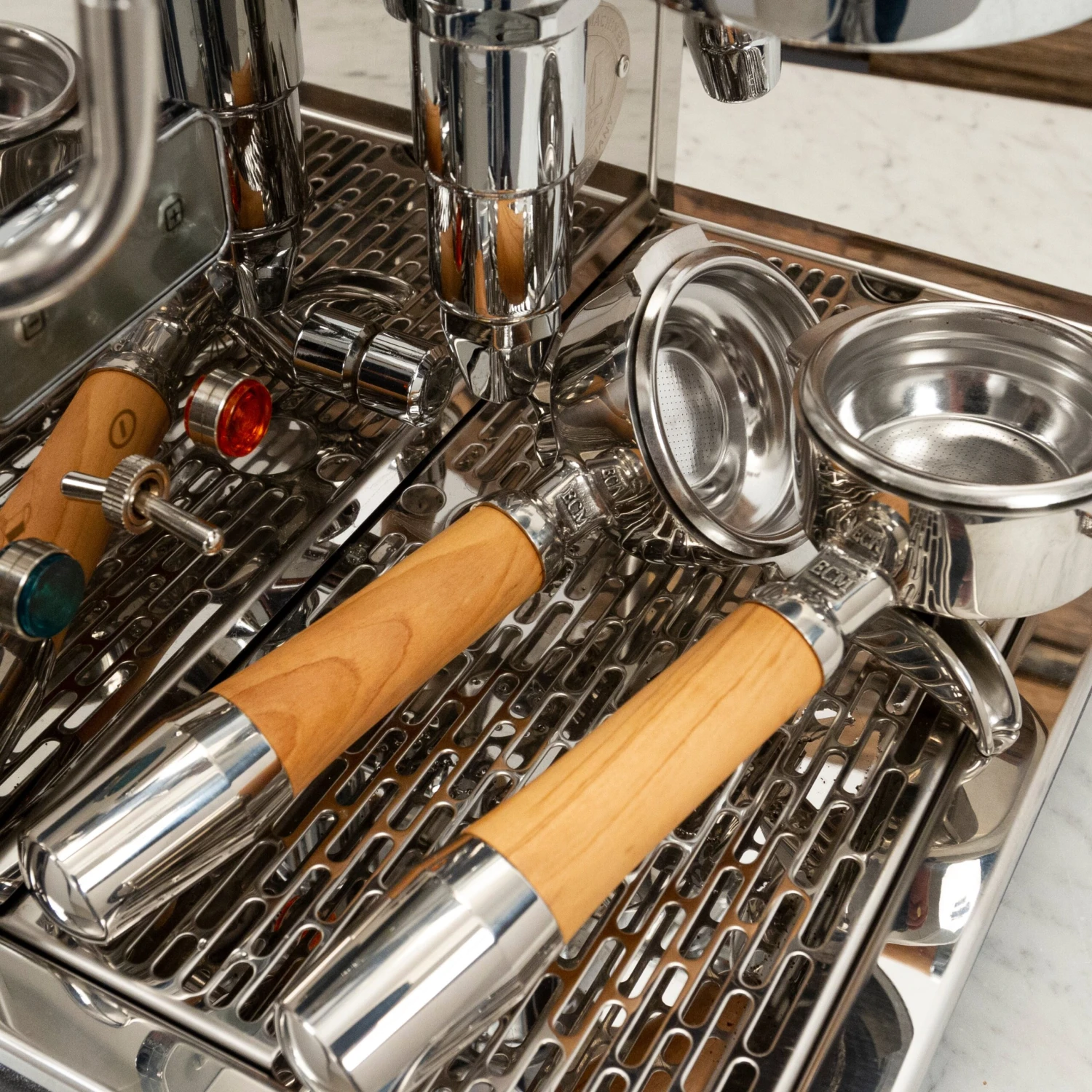 ECM Synchronika Espresso Machine - Olive Wood 14 ECM Synchronika Espresso Machine - Olive Wood - Image 14