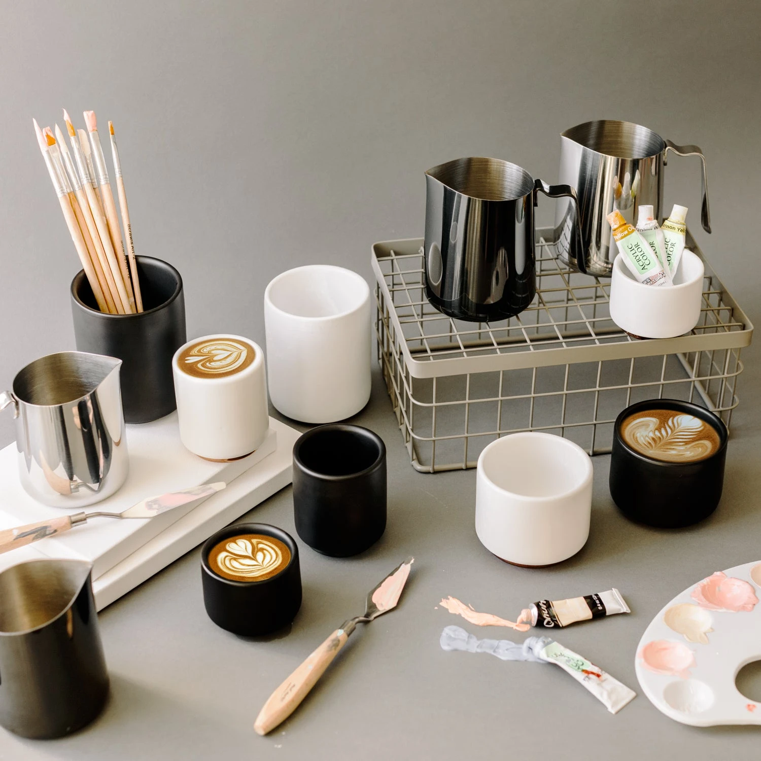 Fellow Eddy Steaming Pitcher 18oz - Graphite 5 Fellow Eddy Steaming Pitcher 18oz - Graphite - Image 5