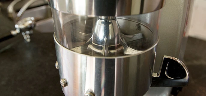 Quamar M80 Dosing Espresso Grinder With Timer In Silver 4 Quamar M80 Dosing Espresso Grinder With Timer In Silver - Image 4