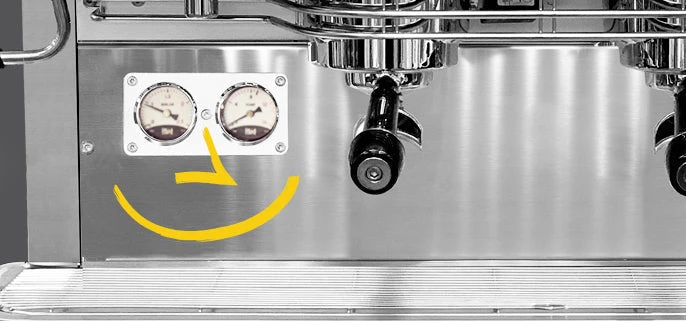 Dalla Corte XT Classic Espresso Machine - 3-Group Total White 5 Dalla Corte XT Classic Espresso Machine - 3-Group Total White - Image 5