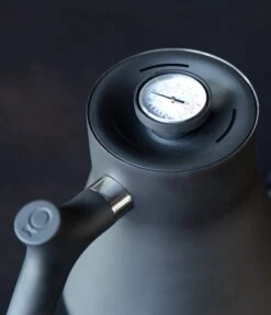 Fellow Stagg 1L Pour-Over Kettle - Matte Black 9 Fellow Stagg 1L Pour-Over Kettle - Matte Black -Brewroast Deals Store staggsideshot